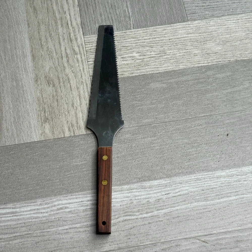Vernco Stainless Steel Cake Pie Server Japan Wood Handle Serrated Scalloped Edge